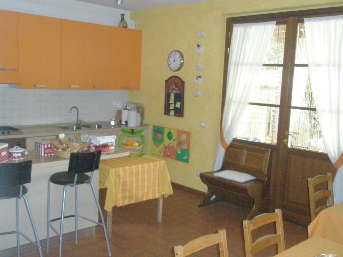 B&B La Rondine Tra Pisa E Lucca Сан-Джулиано-Терме Экстерьер фото